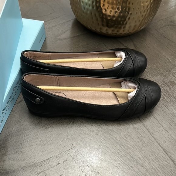 LIFESTRIDE Adalene Flats (WIDE) - Picture 5 of 9